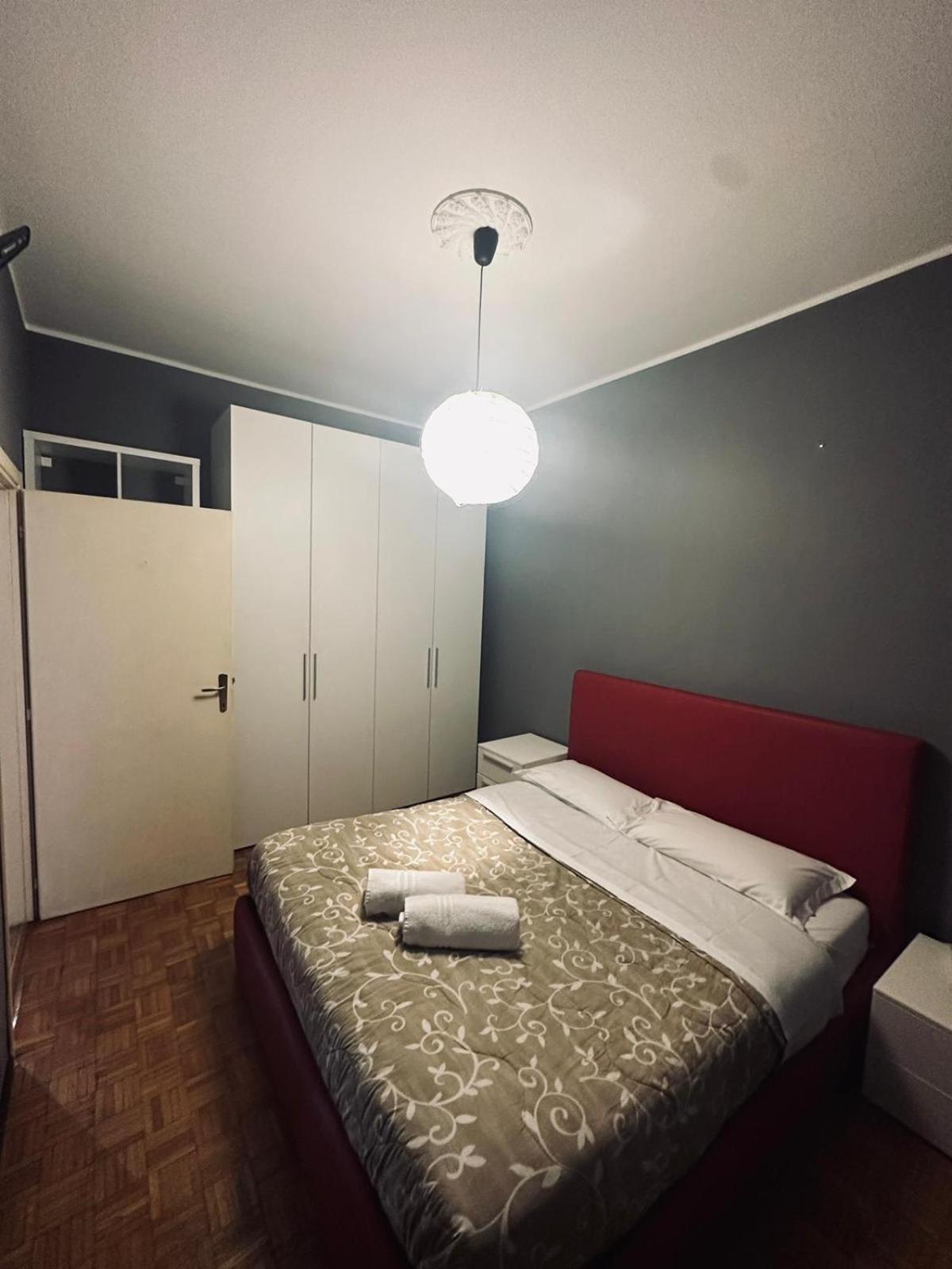 Lomellina House Apartment Милано Екстериор снимка